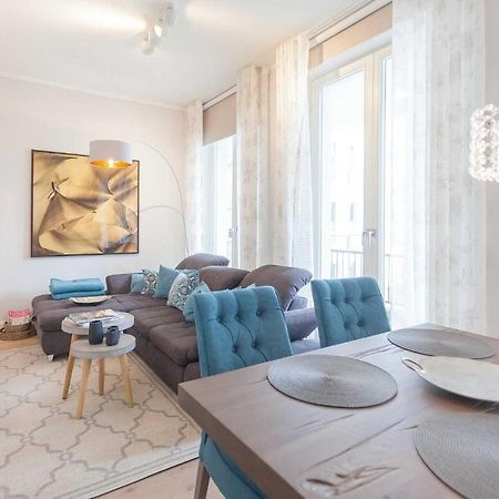 First White Pearl Apartman Sellin Kültér fotó