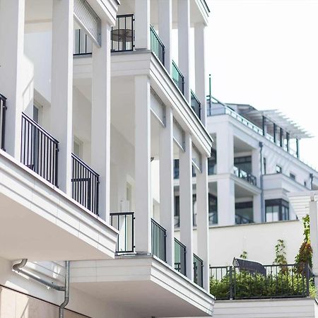 First White Pearl Apartman Sellin Kültér fotó