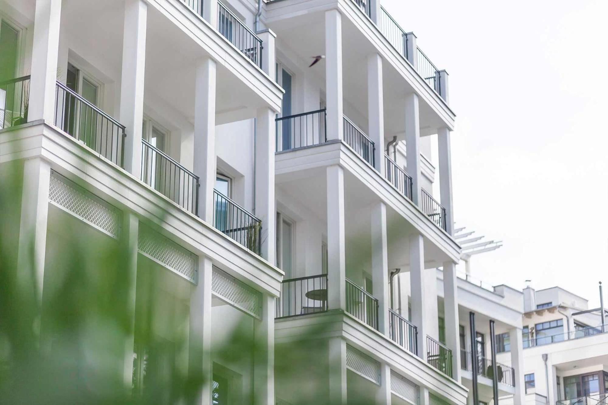 First White Pearl Apartman Sellin Kültér fotó