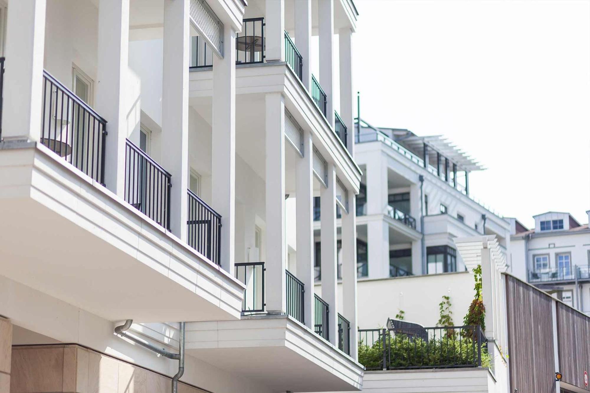 First White Pearl Apartman Sellin Kültér fotó